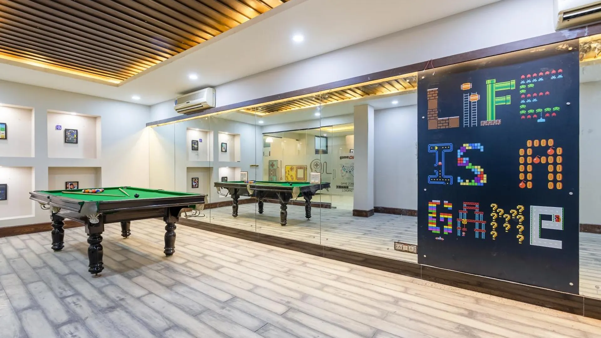 Tribe - Bespoke Hotel By Flxho Arjun Marg Dlf Phase 1 Golf Course Road Gurgáon